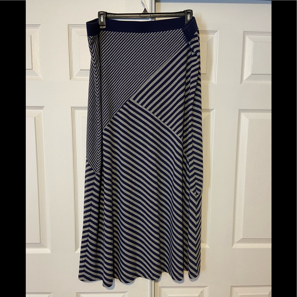Maxi skirt by Dex
